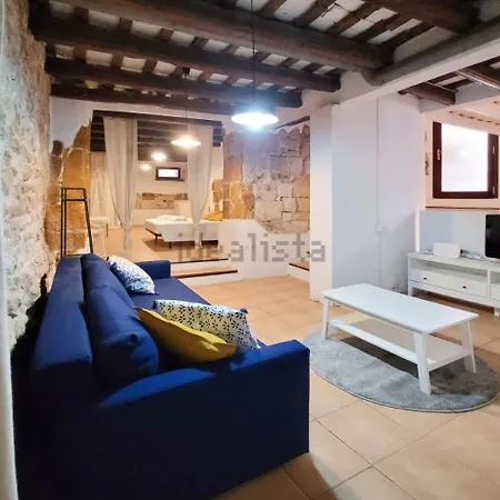 Kubala Casc Antic Apartment